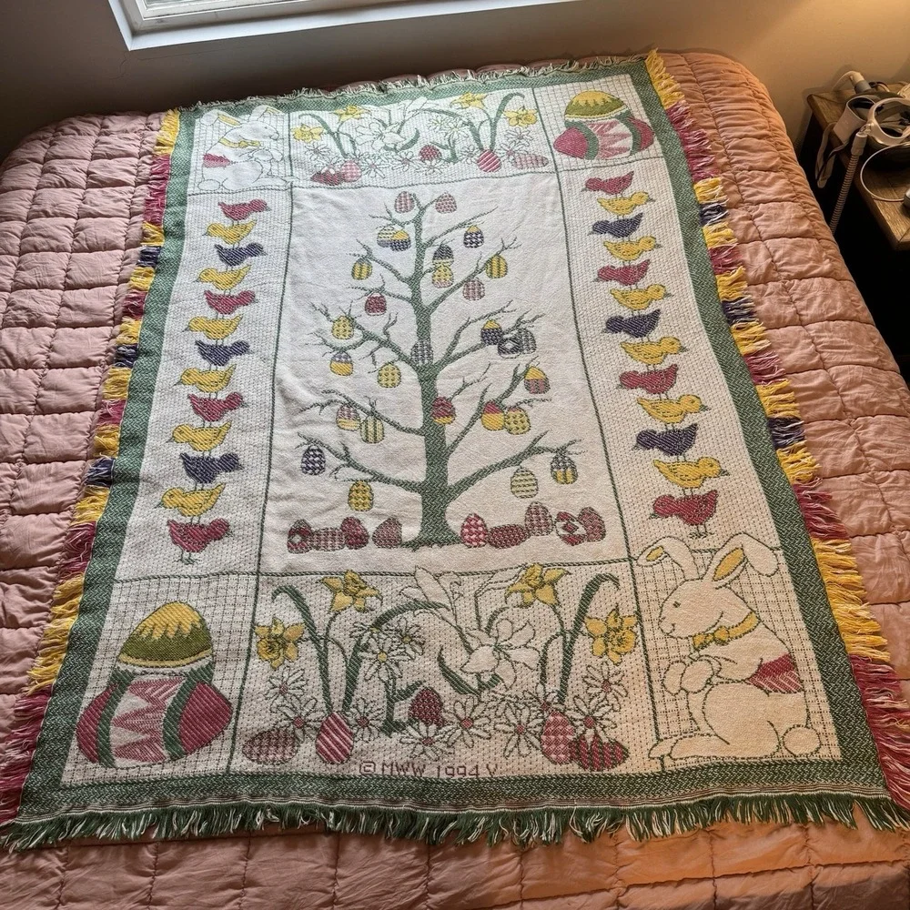 VTG 1994V MWW Bunny Rabbit Throw Blanket Tapestry 69x46 Easter Spring Tulip